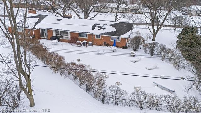 952 N Reading Road, Bloomfield Hills, MI 48304