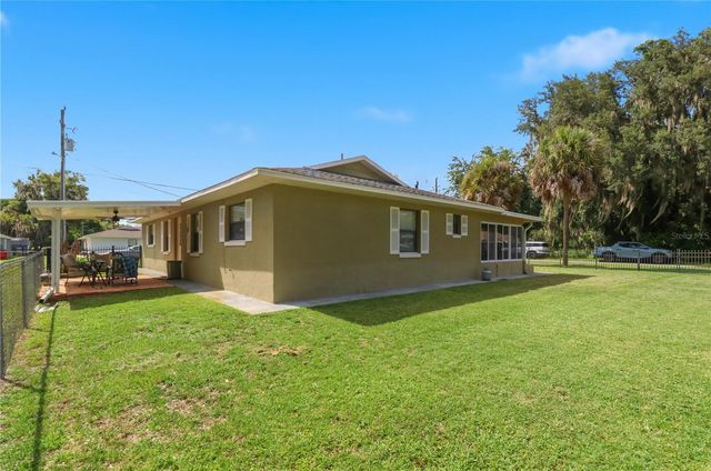 1381 CR 446A, Lake Panasoffkee, FL 33538