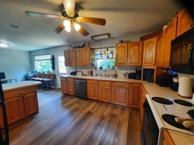 3201 McKinney Street, Mountain View, AR 72560