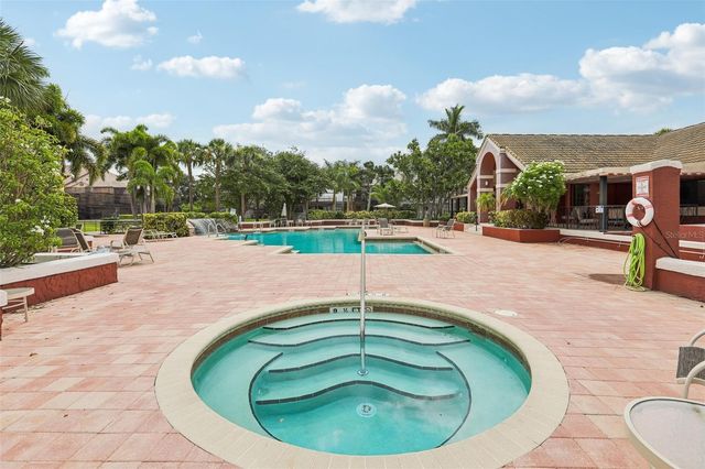 10263 GANDY BOULEVARD N 2416, St Petersburg, FL 33702