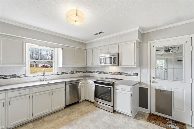 316 Derby Street, Kernersville, NC 27284