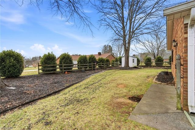 316 Derby Street, Kernersville, NC 27284