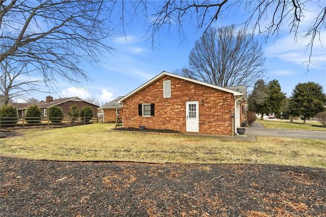 316 Derby Street, Kernersville, NC 27284