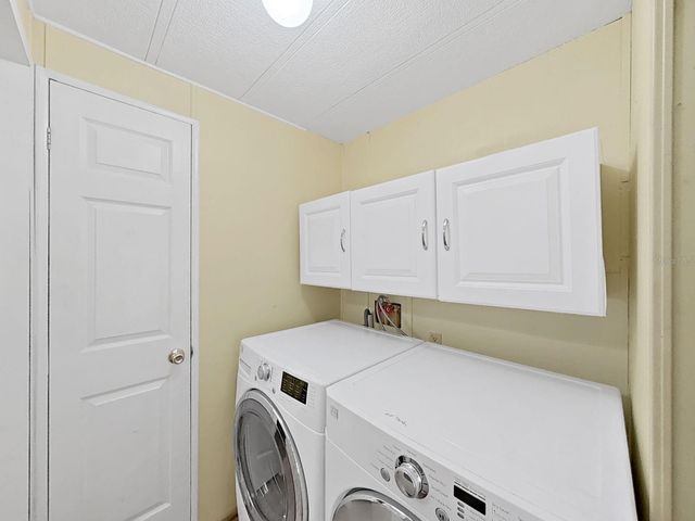 1688 FOXWAY DR, Lakeland, FL 33810