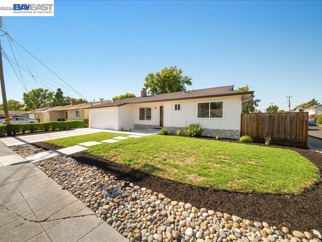 7527 Frederiksen Ln, Dublin, CA 94568
