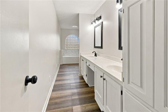 6000 Howells Ferry Road, Mobile, AL 36618