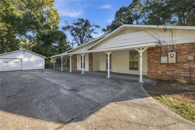 6000 Howells Ferry Road, Mobile, AL 36618