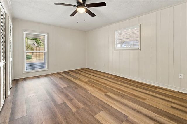 6000 Howells Ferry Road, Mobile, AL 36618