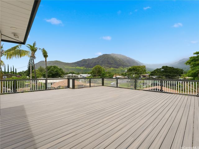 84-949 Hana Street, Waianae, HI 96792