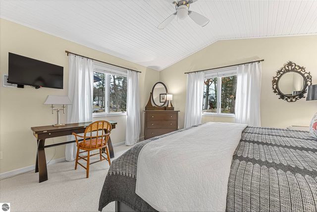 207 Birchwood Avenue, Traverse City, MI 49685