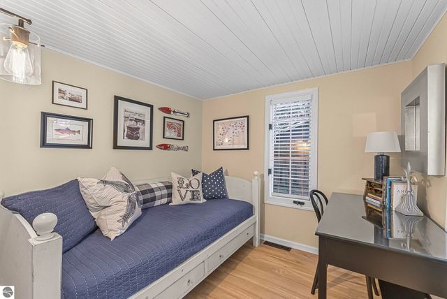 207 Birchwood Avenue, Traverse City, MI 49685