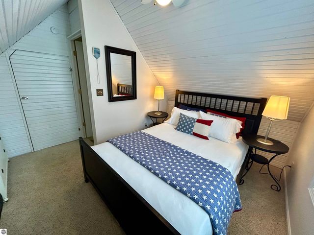 207 Birchwood Avenue, Traverse City, MI 49685