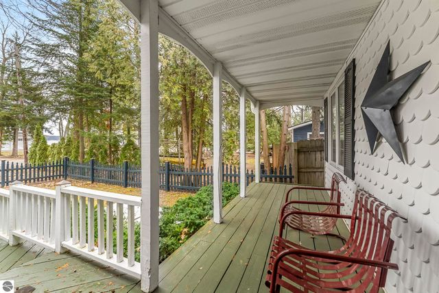 207 Birchwood Avenue, Traverse City, MI 49685