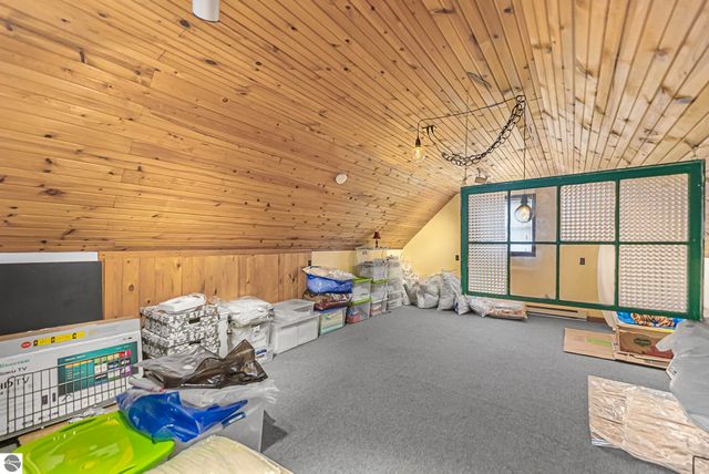 207 Birchwood Avenue, Traverse City, MI 49685