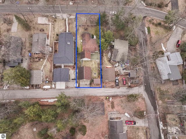 207 Birchwood Avenue, Traverse City, MI 49685