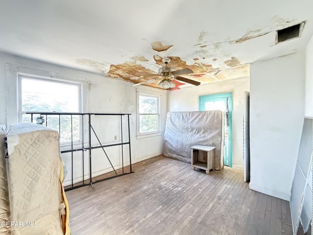 3900 TROWBRIDGE Drive, El Paso, TX 79903