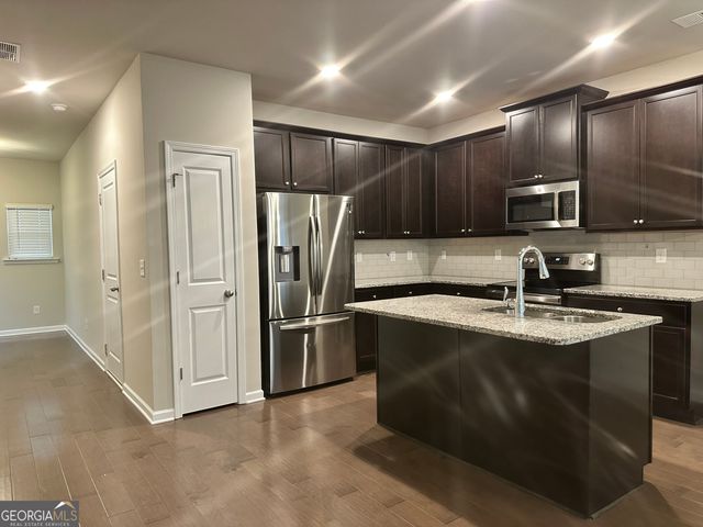 7062 Mimosa Bluff, Lithonia, GA 30038