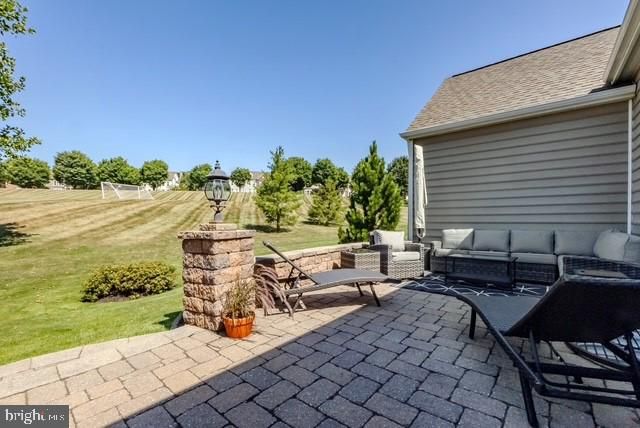 431 PIERCE DR, Chester Springs, PA 19425