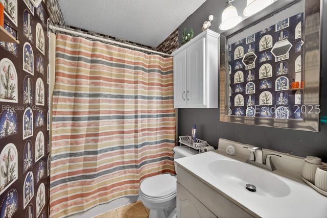 32 Parker Dr, Beaufort, SC 29906