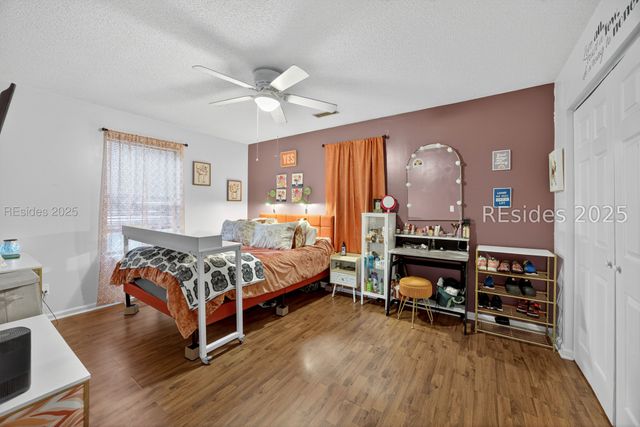 32 Parker Dr, Beaufort, SC 29906