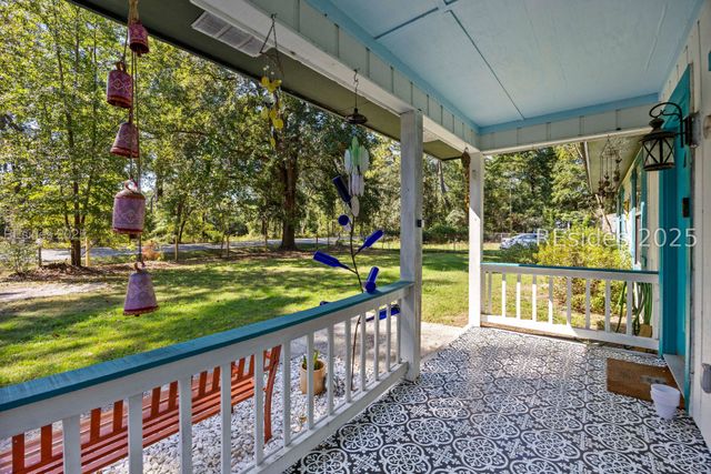 32 Parker Dr, Beaufort, SC 29906