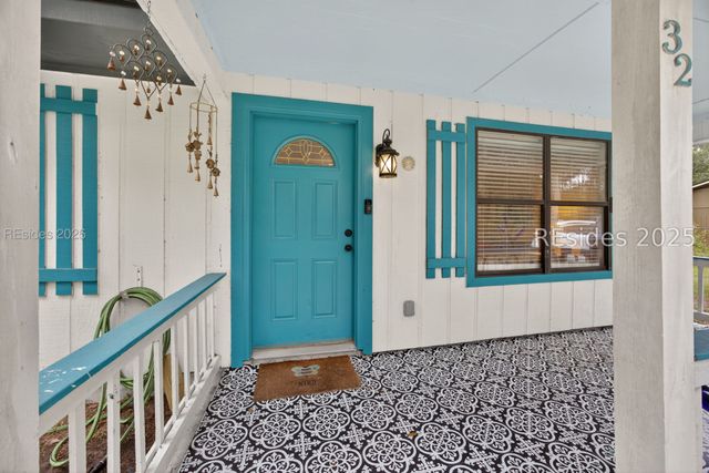 32 Parker Dr, Beaufort, SC 29906