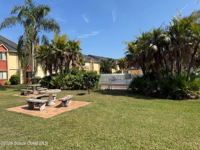 2100 Forest Knoll Drive NE 00-202, Palm Bay, FL 32905