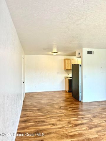 2100 Forest Knoll Drive NE 00-202, Palm Bay, FL 32905