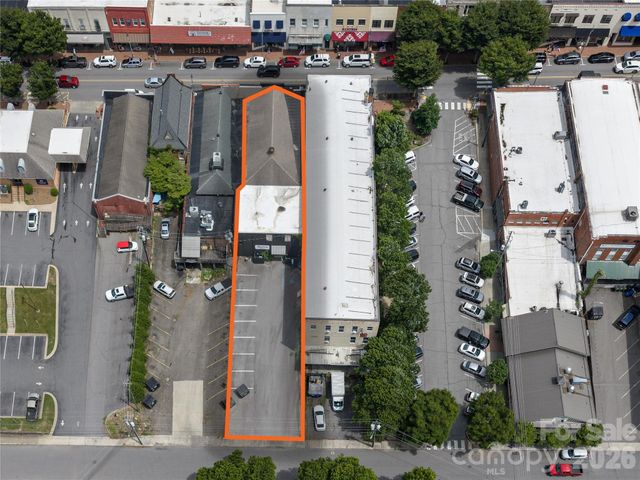 101 N Main Street, Waynesville, NC 28786