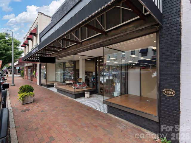 101 N Main Street, Waynesville, NC 28786