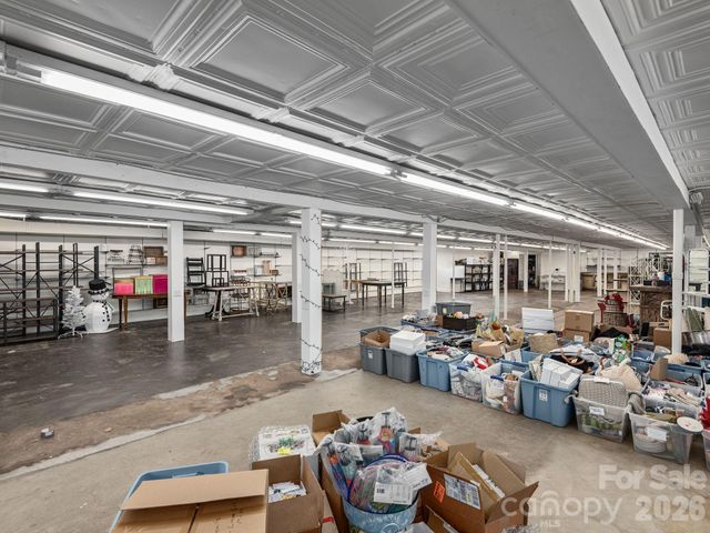 101 N Main Street, Waynesville, NC 28786