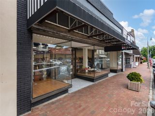 101 N Main Street, Waynesville, NC 28786
