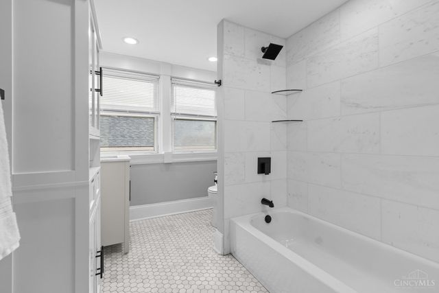 860 Buena Vista Place, Cincinnati, OH 45206