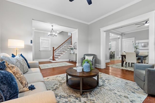 860 Buena Vista Place, Cincinnati, OH 45206