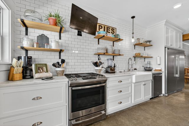 2303 Lewisburg Hwy, Fayetteville, TN 37334