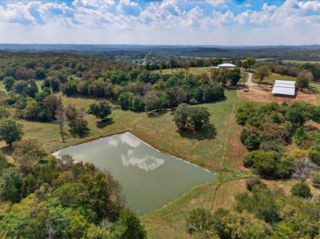 2303 Lewisburg Hwy, Fayetteville, TN 37334