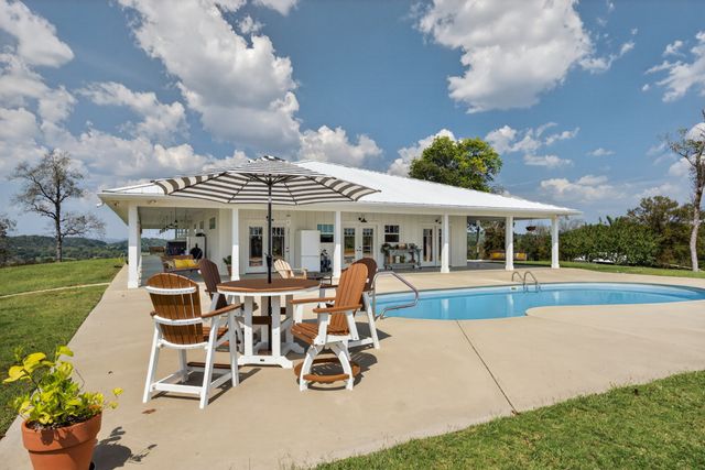 2303 Lewisburg Hwy, Fayetteville, TN 37334