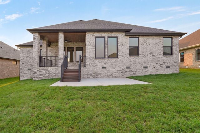 2136 N Sun Valley Drive, Springfield, MO 65802