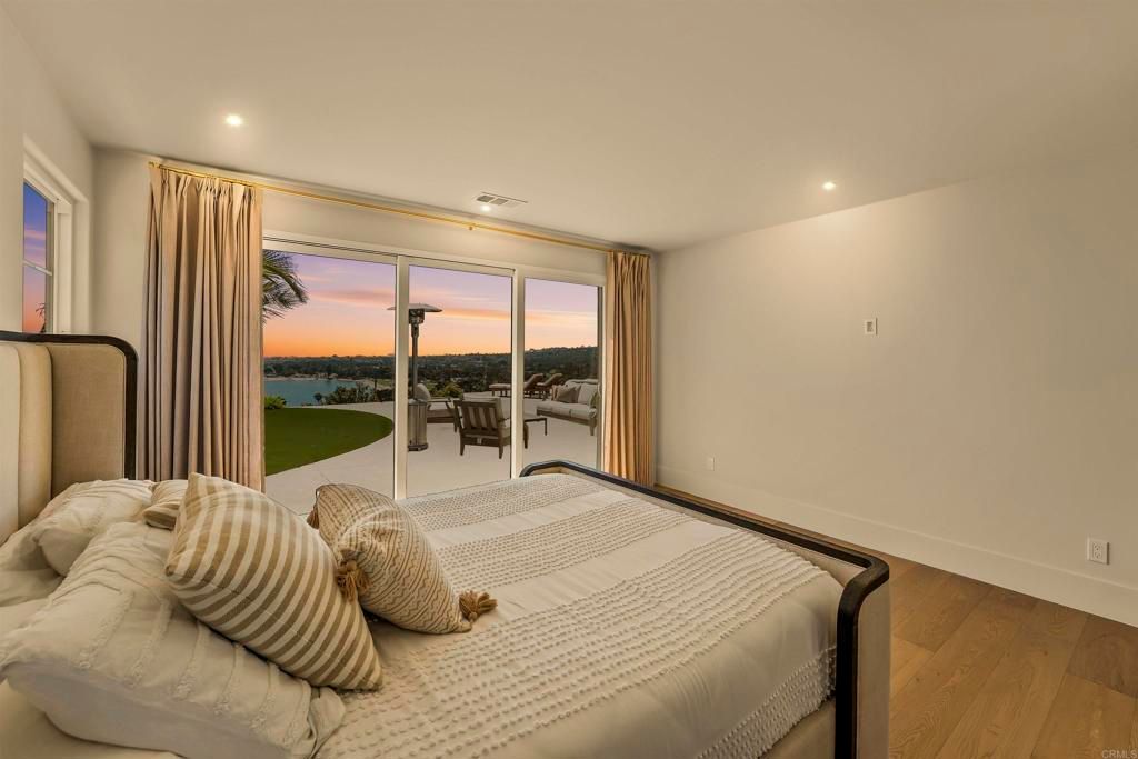 Image 12 of property listing at 3080 Lloyd Street, San Diego, CA 92117