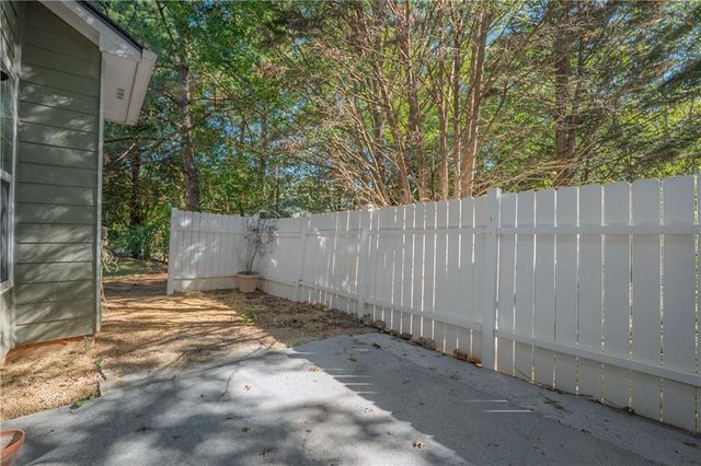 4572 Rainier Way NW 16, Acworth, GA 30101