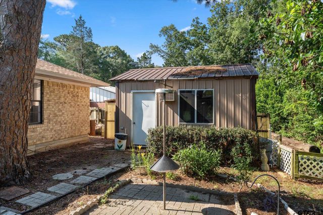 1093 County road 2140, Quitman, TX 75783