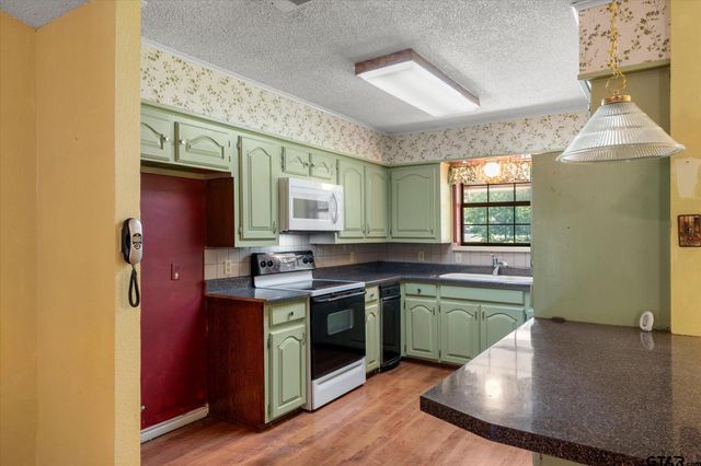1093 County road 2140, Quitman, TX 75783