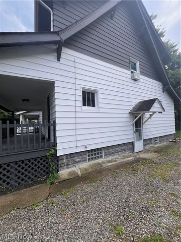 1186 Pondview Avenue, Akron, OH 44305