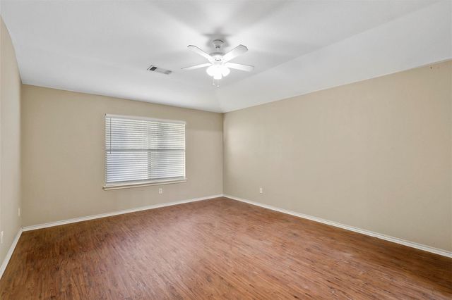 2811 Briarbrook Drive, Seagoville, TX 75159