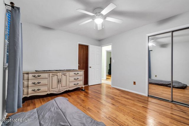 46 Bowline Street, Beachwood, NJ 08722