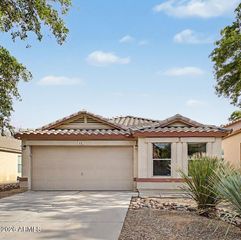 4101 E TANZANITE Lane, San Tan Valley, AZ 85143