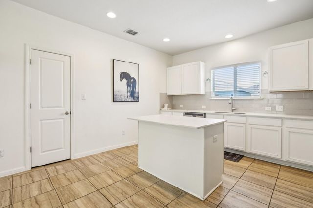 1167 Esplanade PKWY, San Marcos, TX 78666