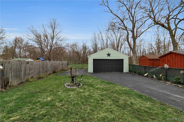 493 Willow Avenue, North Tonawanda, NY 14120