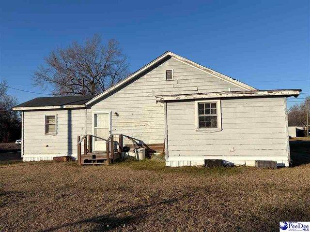 329 Godwin St, Lake City, SC 29560