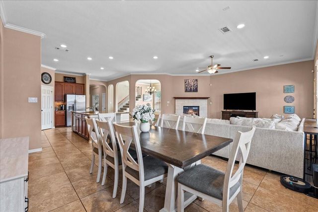 606 W Fork, Webster, TX 77598